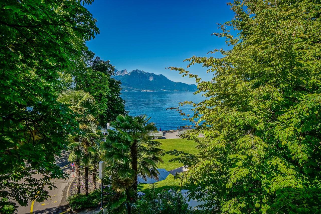 Soft Glam 1-Bedroom Appt - Lake & Mountain View Montreux Eksteriør billede